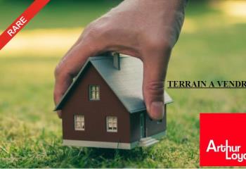 Terrain constructible - Proche gare et autoroutes A4/A104  à Chelles - 77500