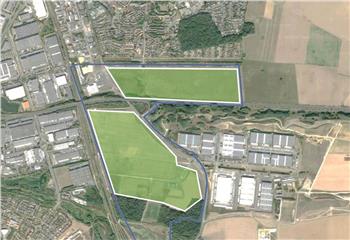 Terrain à vendre Combs-la-Ville (77380) - 660000 m²  à Combs-la-Ville - 77380