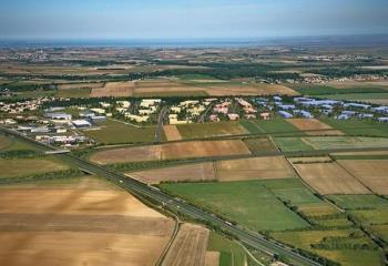 Terrain industriel - Proximité La Rochelle et Niort  à Sainte-Soulle - 17220