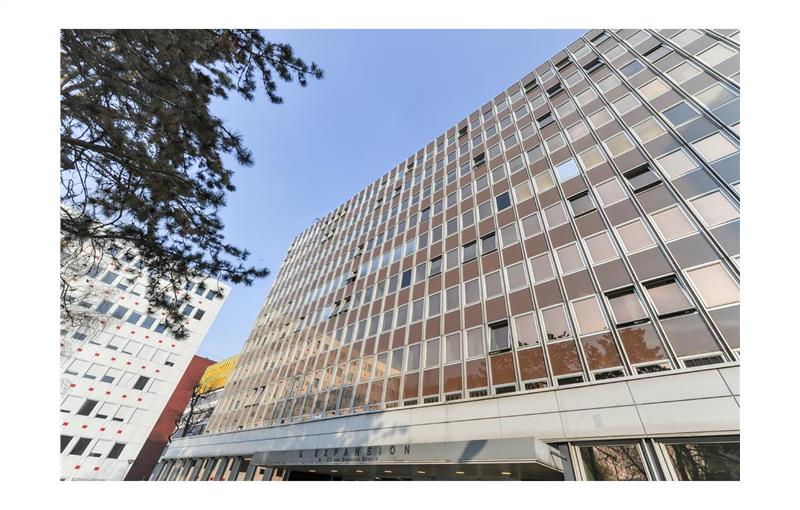 Location de bureau de 2 419 m² à Créteil - 94000 photo - 1