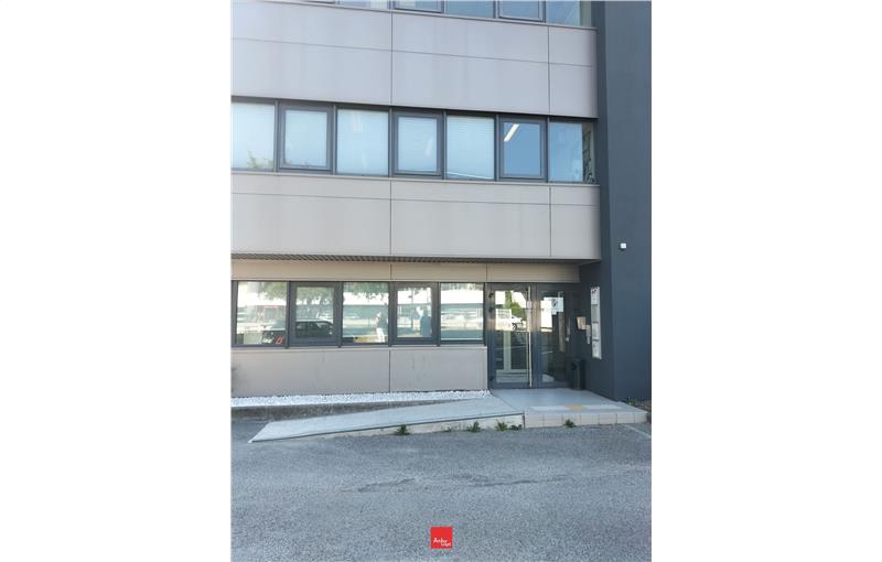 Location de bureau de 85 m² à Échirolles - 38130 photo - 1