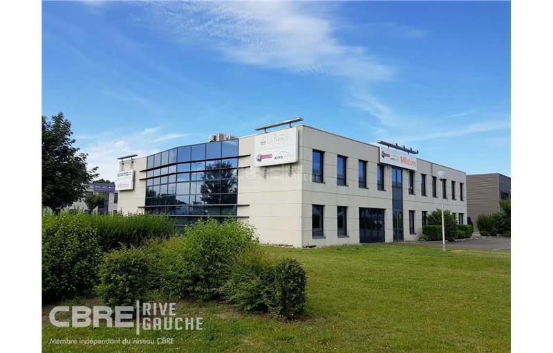 Location de bureau de 450 m² à Geispolsheim - 67118 photo - 1