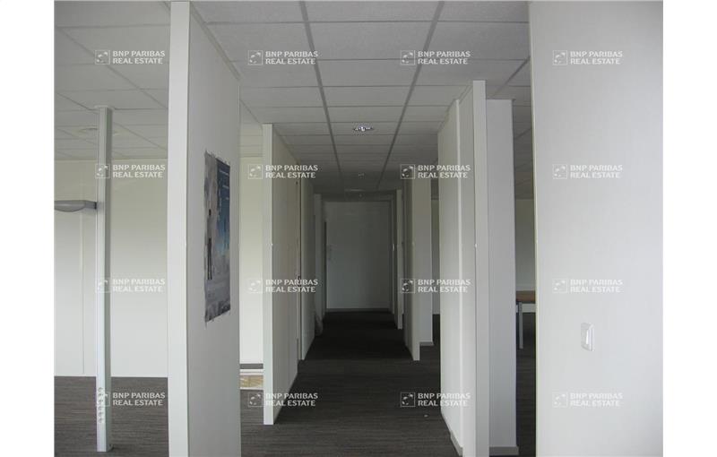 Location de bureau de 218 m² à Le Mans - 72000 photo - 1