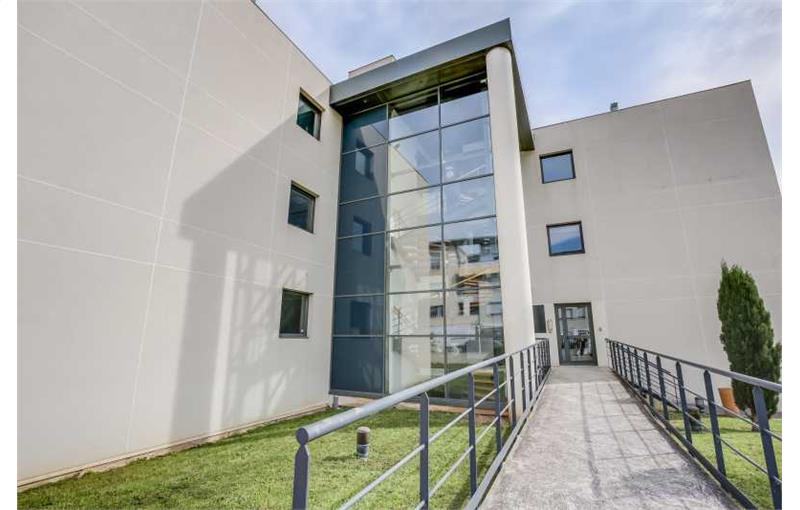 Location de bureau de 430 m² à Marseille 16 - 13016 photo - 1