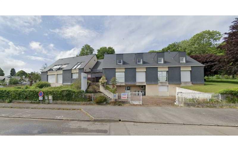 Location de bureau de 901 m² à Quimper - 29000 photo - 1