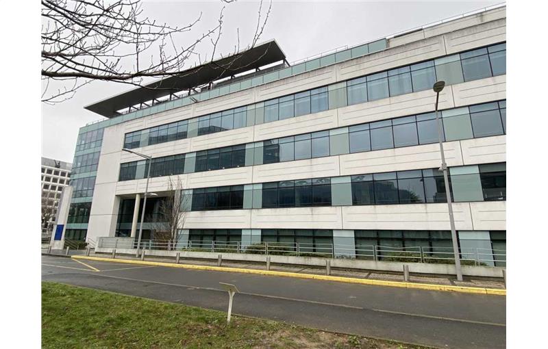 Location de bureau de 3 784 m² à Rungis - 94150 photo - 1