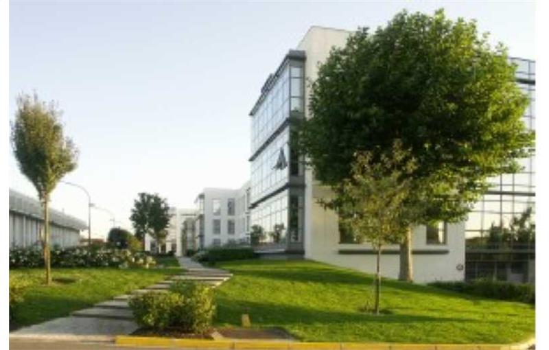 Location de bureau de 929 m² à Rungis - 94150 photo - 1