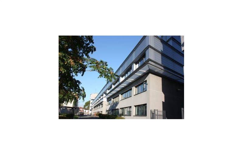 Location de bureau de 739 m² à Saint-Denis - 93200 photo - 1