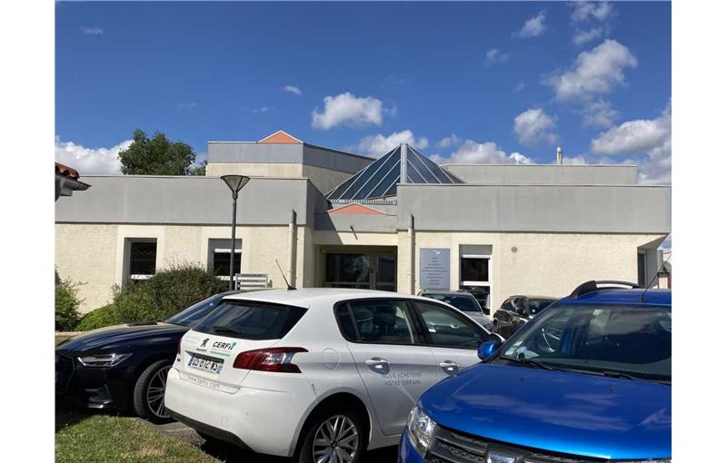 Location de bureau de 733 m² à Villefranche-sur-Saône - 69400 photo - 1
