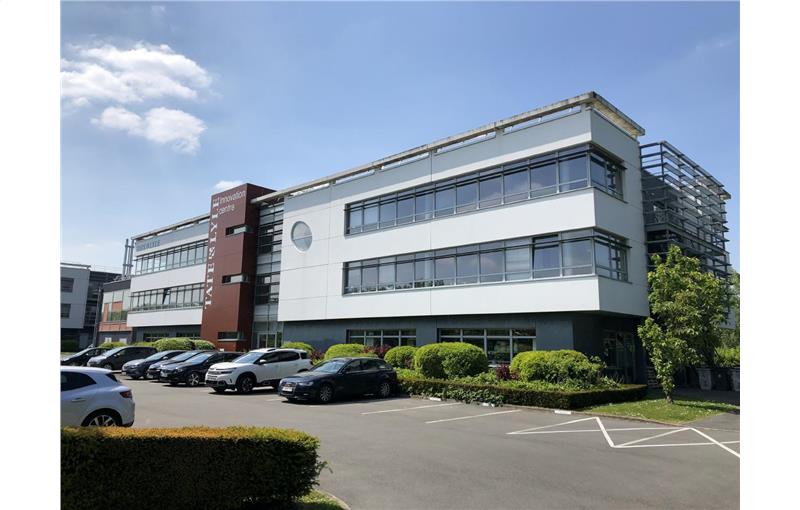 Location de bureau de 3 247 m² à Villeneuve-d'Ascq - 59491 photo - 1