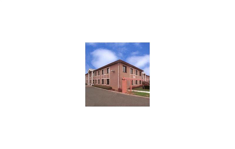 Location de bureau de 498 m² à Voisins-le-Bretonneux - 78960 photo - 1