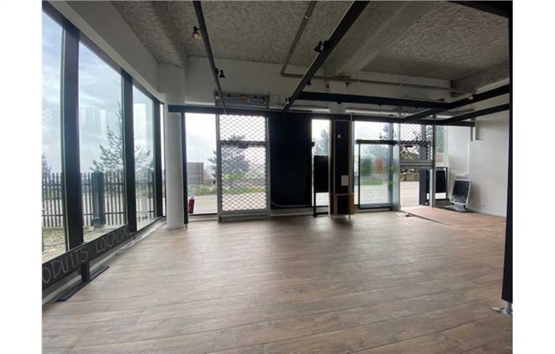 Location de local commercial de 112 m² à Brest - 29200 photo - 1