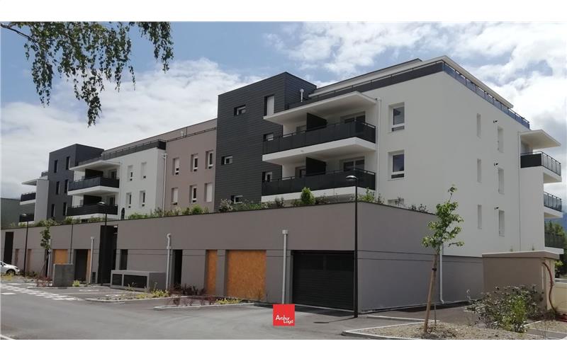 Location de local commercial de 663 m² à Meylan - 38240 photo - 1