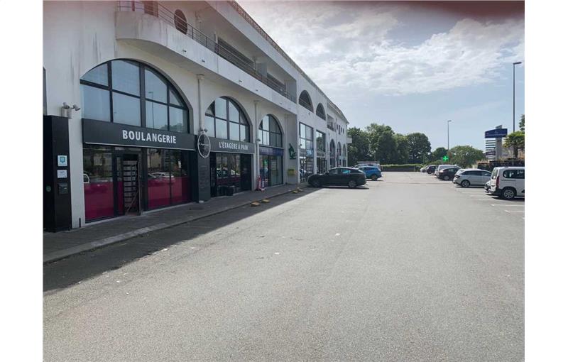 Location de local commercial de 120 m² à Quimper - 29000 photo - 1
