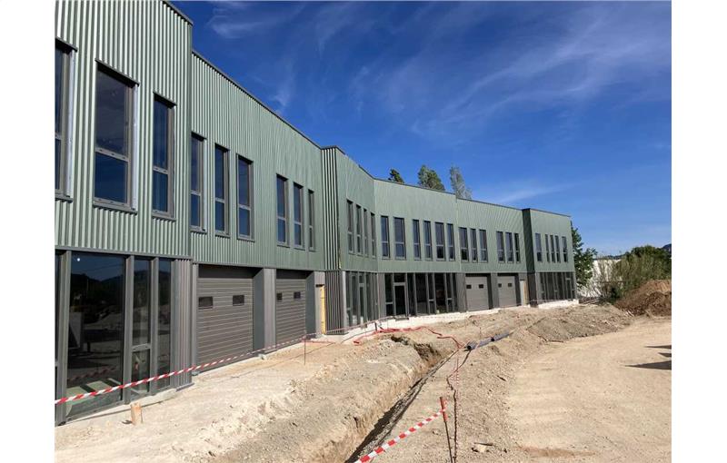 Location d'entrepôt de 585 m² à Aubagne - 13400 photo - 1