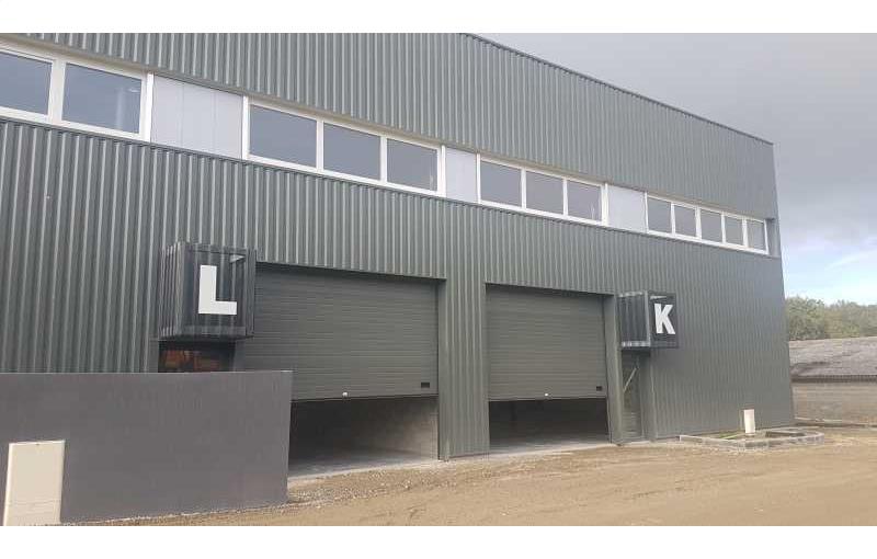 Location d'entrepôt de 221 m² à Beychac-et-Caillau - 33750 photo - 1