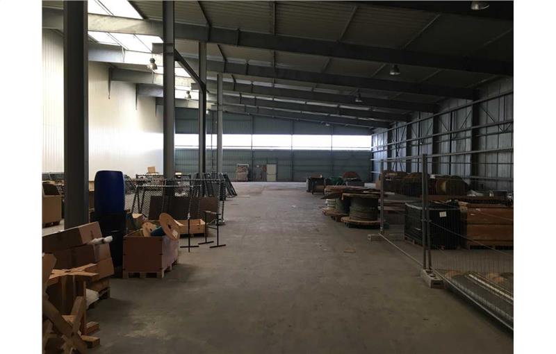 Location d'entrepôt de 1 450 m² à Brest - 29200 photo - 1