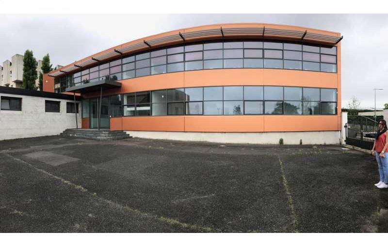 Location d'entrepôt de 2 150 m² à Chilly-Mazarin - 91380 photo - 1