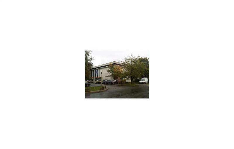 Location d'entrepôt de 2 263 m² à Lisses - 91090 photo - 1