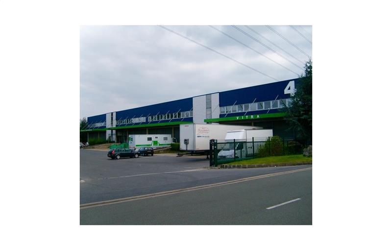 Location d'entrepôt de 7 806 m² à Soisy-sous-Montmorency - 95230 photo - 1