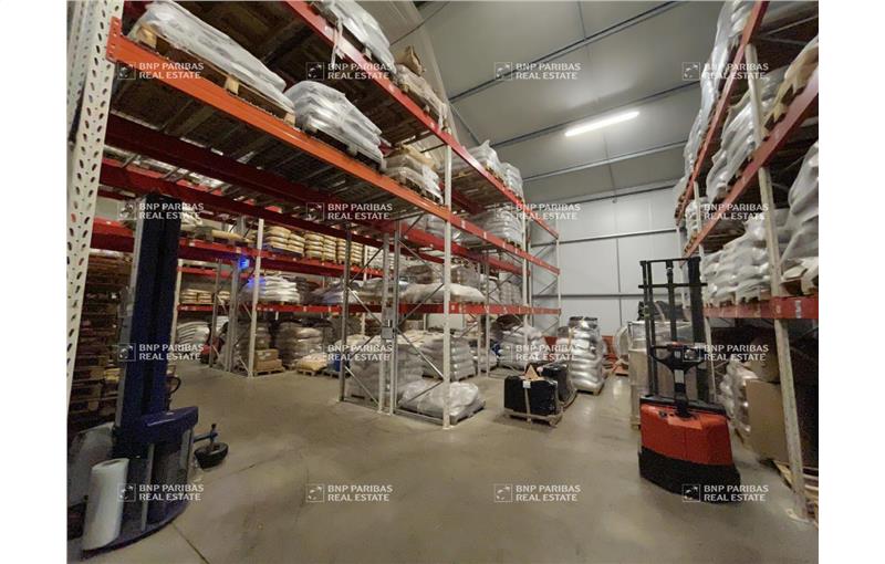Location d'entrepôt de 1 050 m² à Veigné - 37250 photo - 1