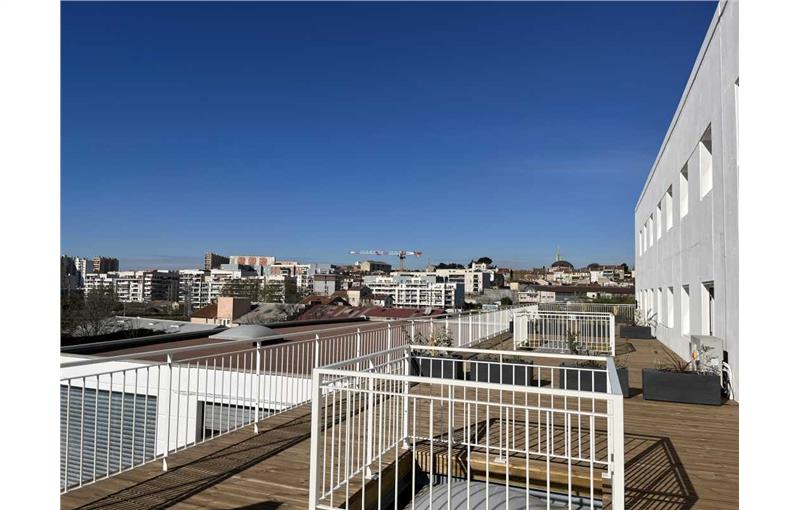 Bureau à vendre de 379 m² à Marseille 15 - 13015 photo - 1