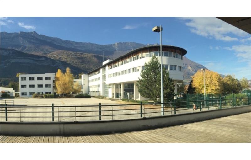 Bureau à vendre de 1 541 m² à Varces-Allières-et-Risset - 38760 photo - 1